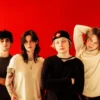 Múm estrena ‘Only Songbirds Have a Sweet Tooth’